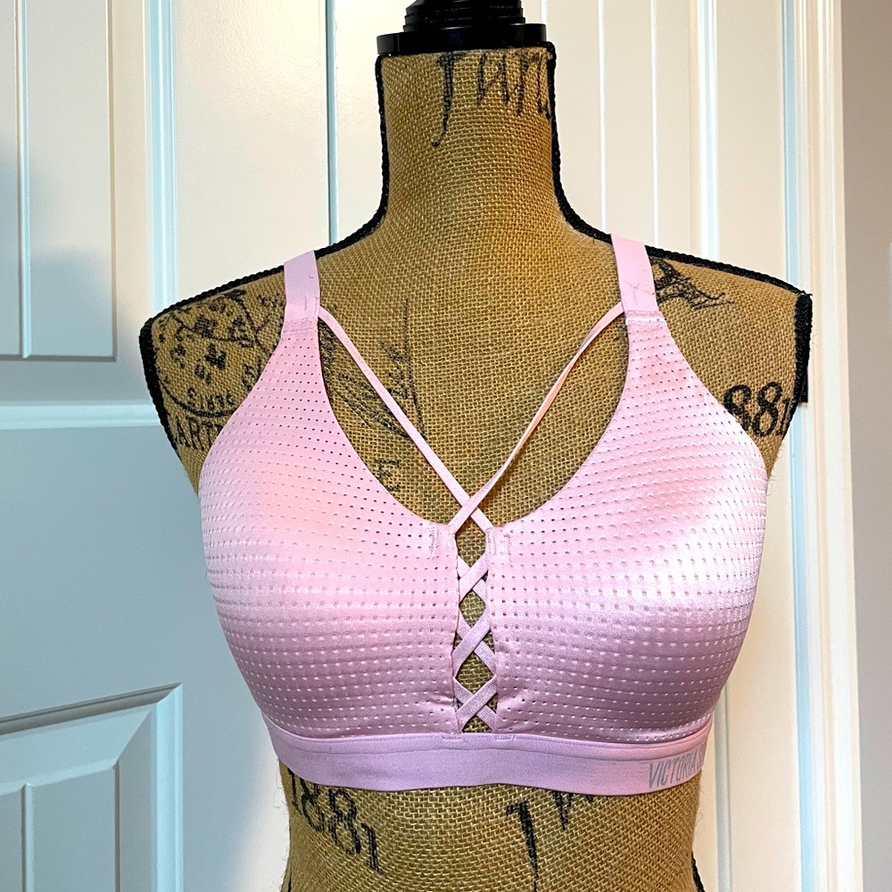 EUC worn once new Victoria Sport bra
